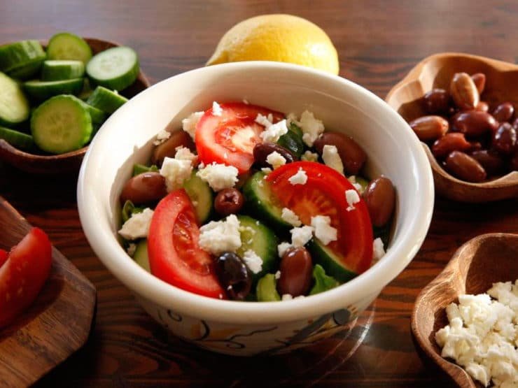 Greek Quinoa & Chickpea Bowl - Image 3